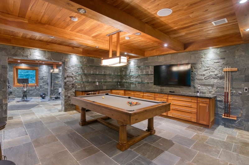 Games room with a billiards table